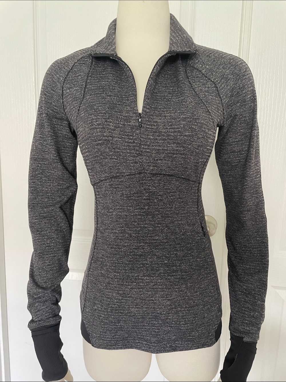 lululemon athletica Women’s Half-Zip  Knit…Heather Gray Size 8